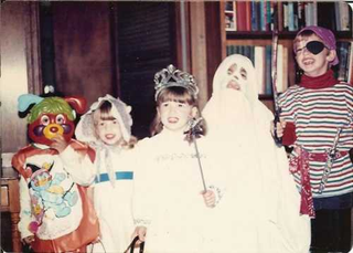 Illustration for article titled Halloween Costumes So Cute They're Scary